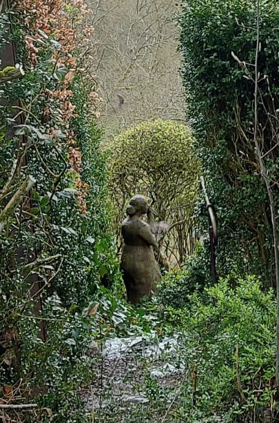 Penelope_405x613p